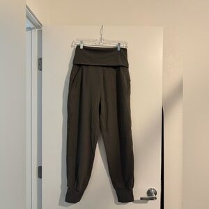 Lululemon fold over joggers
